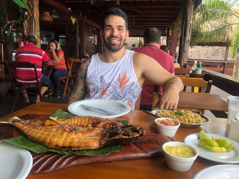 Pietro em Manaus na viagem para a prova do TCE do Amazonas